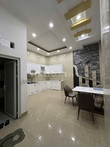 Bán nhà khu Tên Lửa Bình Tân 80 m2 . 4 lầu 
6PN,5WC chỉ 8 tỷ