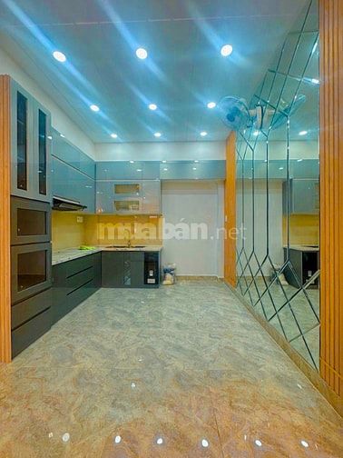 BÁN NHÀ KHU VIP – Ô TÔ ĐỖ CỬA – NỞ HẬU TÀI LỘC