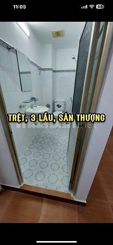 Nhà lớn, gần chợ, tiện KD CHDV