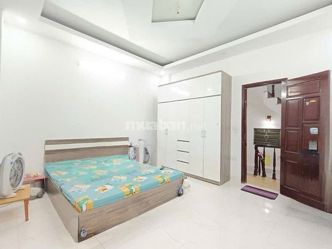 CỰC HIẾM NHÀ ĐẸP NỘI THẤT GIÁ TRỊ Ở NGAY- NGÕ THÔNG