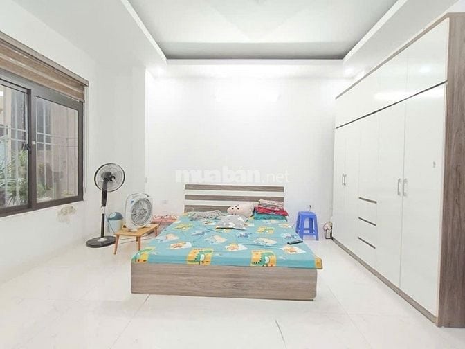 CỰC HIẾM NHÀ ĐẸP NỘI THẤT GIÁ TRỊ Ở NGAY- NGÕ THÔNG