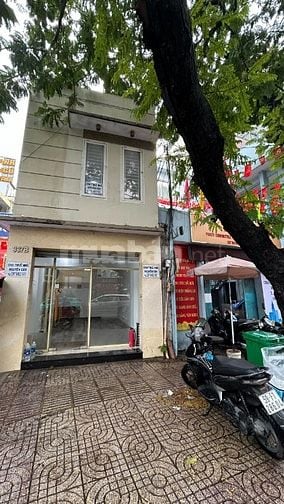 Cho thuê nhà mặt tiền ĐBP Quận 3, 1 trệt 1 lầu, căn góc, nhà mới