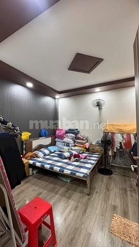 6,5 ty nhà đẹp ở liền 4 tầng 5pn , SHR khu trung tâm giá còn giảm 