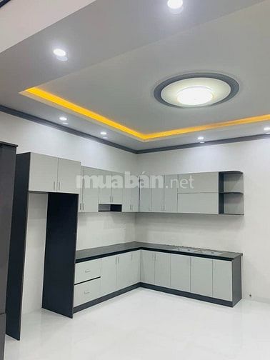 Tỉnh Lộ 10, Hẻm xe hơi, 40m2 thổ cư, Sổ hồng, 2 tỷ 200 còn bớt !!!