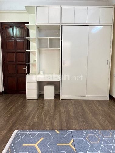 Cho thuê phòng ở, ngõ 9 Khuất Duy Tiến, Thanh Xuân Bắc, DT ~30 m2 