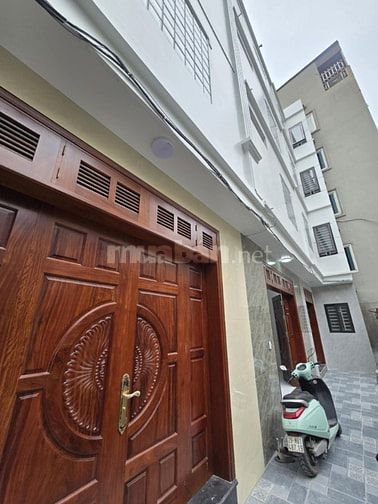 Bán nhà xây mới trong ngõ phố Bạch Mai sổ đỏ giá rẻ nhất khu vực