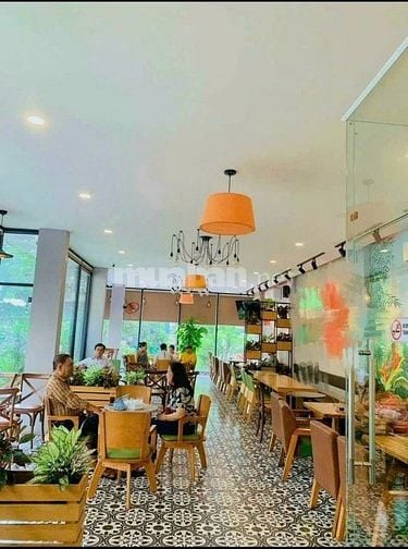 Sang quán cafe căn góc 2 mặt tiền siêu đẹp khu Bàu Cát Tân Bình 