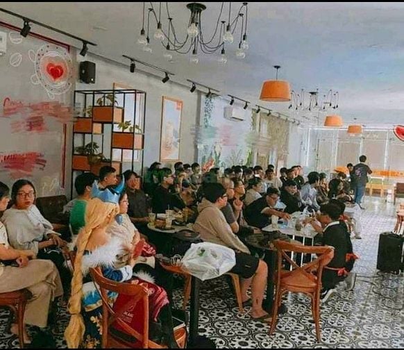 Sang quán cafe căn góc 2 mặt tiền siêu đẹp khu Bàu Cát Tân Bình 