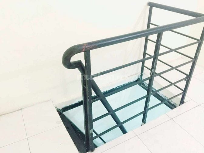 Phòng trọ trong dãy trọ ít phòng, bếp wc riêng, gác suốt trần cao, đẹp