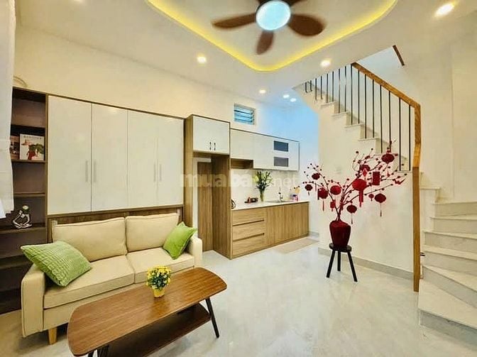 Định cư Mỹ bán nhà Bà Hom, Quận 6. Giá 2,4 tỷ/60m2, mua bán nhanh