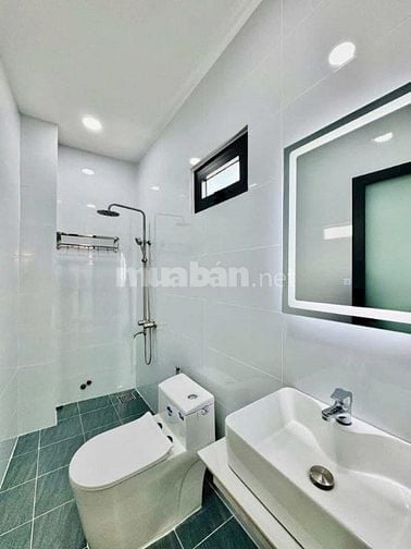 Sau lưng chung cư TeccoCentral, bán nhà Huỳnh Đình Hai 54m2, sổ riêng