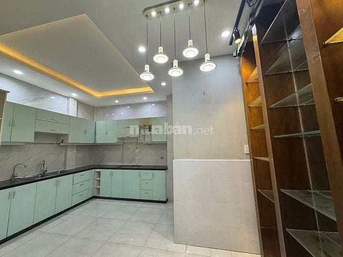 Kẹt tiền bán nhà Võ Thị Nhờ, Quận 7. Giá 2,5 tỷ/64m2, mặt tiền rộng