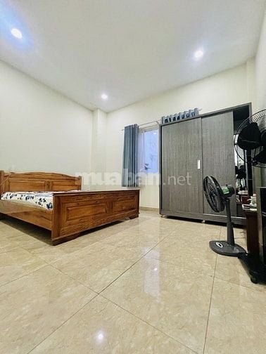 Nhà Khu VIP Trương Công Định,Tân Bình,(4mx15m), 3 Tầng3 PN, Vị trí đẹp