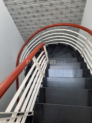 Bán nhà HXH CMT8 Q.10 - 5m x 14m giá 15 tỷ