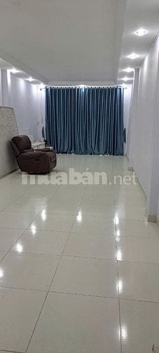 Nhà MT Nguyễn Trãi, P11, Quận 5; Tổng DT 505m², 4,1m x 30m, nở hậu 10m