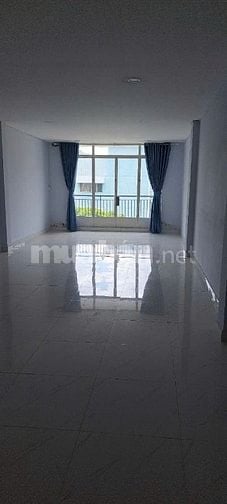 Nhà MT Nguyễn Trãi, P11, Quận 5; Tổng DT 505m², 4,1m x 30m, nở hậu 10m