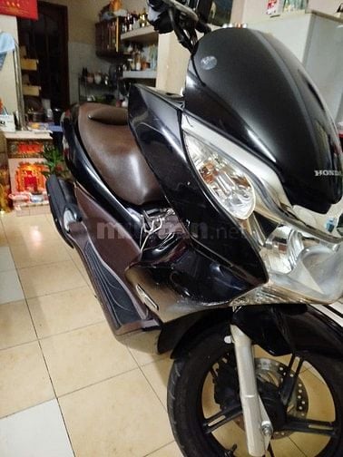 CẦN TIỀN BÁN GẤP HONDA PCX 125