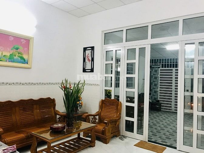 /-rose NHÀ MẶT TIỀN KÊNH CHÀ LÀ KINH DOANH HOMESTAY, SPA, NGHỈ DƯỠNG  