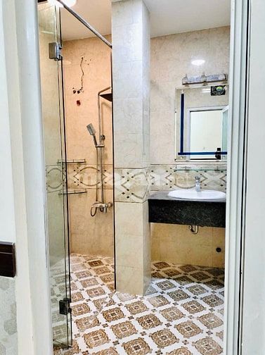 SỐC!! MẶT TIỀN NGUYỄN OANH,P7, Gò Vấp- 80m2 - Ngang gần 5M- 3 Tầng