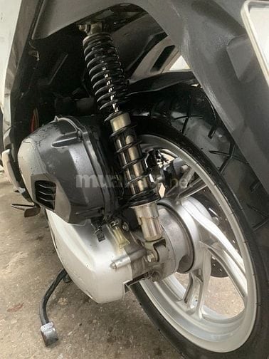 Cần bán xe Honda SHi 150cc phanh ABS màu đen