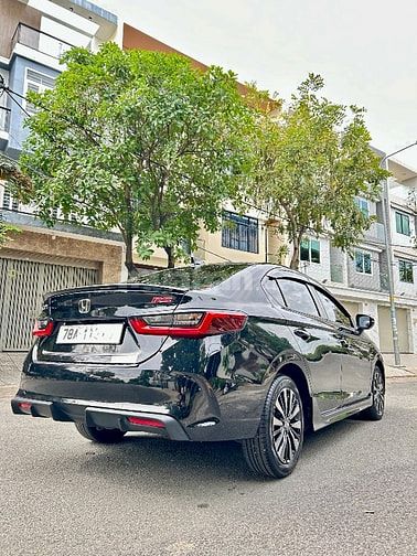 Honda CiTy RS Sensing Vin 2024 T8/2024 màu đen xe đi lướt 