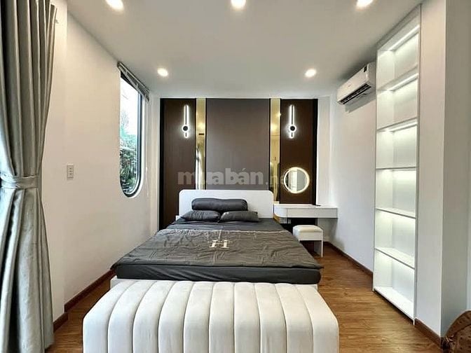 Xoay vốn bán nhà Trần Hưng Đạo, Cô Giang, Quận 1. Giá 3,96 tỷ/60m2, SR