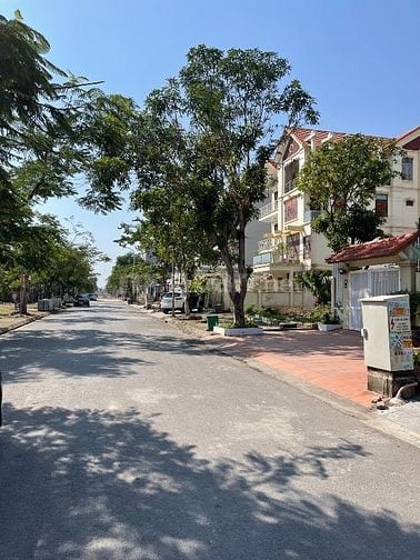 Chủ cần tiền nên hạ giá bán ô đất liền kề quay biển Cột 8, Hồng Hà, HL