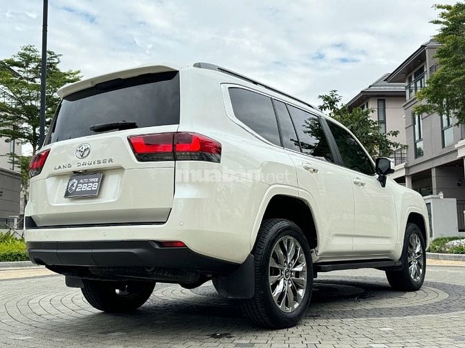 🅰️ TOYOTA LANDCRUISER LC300▪️[ Date 2022 ĐKLĐ 3.2023 / Một đời chủ