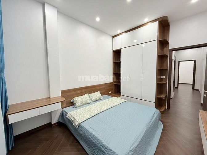 PHỐ HOÀNG MAI, NGÕ THÔNG, VF3 ĐỖ CỬA , THANG MÁY, 64M2, 10,8 TỶ