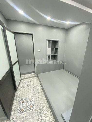 Bán tầng 1 tập thề Bạch Mai:50m2, 2 ngủ, full nội thất, 1,5 tỷ