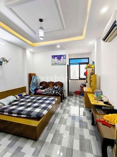 Nhà phố 70m2 (4*17,4) MT đường 9m ,3 tầng, nhà xây mới, khu mát mẻ