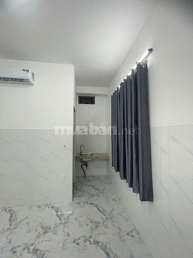 BÁN NHÀ CHÍNH CHỦ MỚI XÂY MỚI, Giá 18tỷ, 1 hầm, 2 lầu, P13, Bình Thạnh