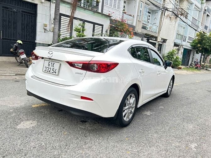 Bán xe Mazda 3 1.5 sedan. Sản Xuất 2018. Màu Trắng