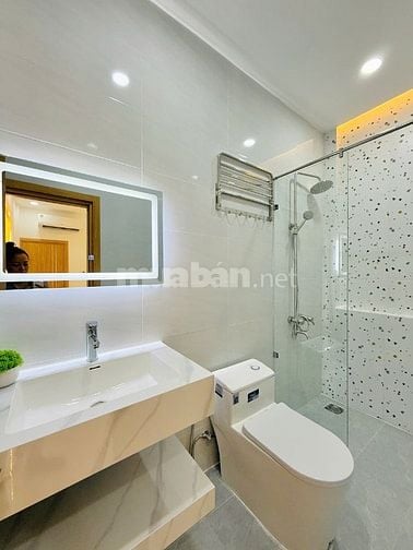 CHỈNH CHỦ BÁN NHÀ NGUYỄN VĂN NGHI GẦN SÂN BAY 1LẦU 3PN HXH 5M