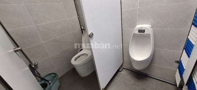 CHO THUÊ TÒA 5 LẦU. MẶT TIỀN KHU VÍP