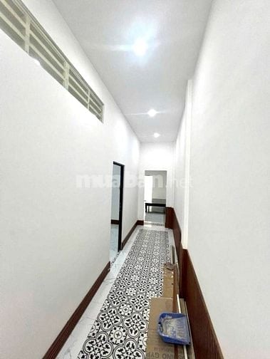 Cần tiền bán nhà cấp 4. 108m2 ở Hóc Môn giá 930 triệu.SHR