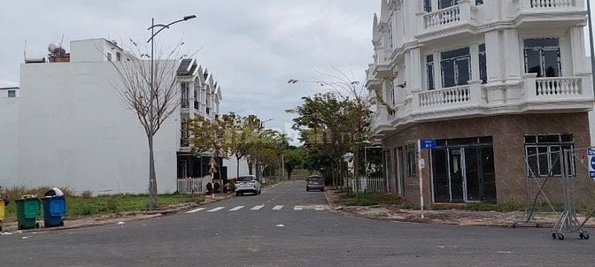 Bán đất KDC Vietsing, Tân Uyên, Bình Dương. 109M2. Gía 2.2 tỷ