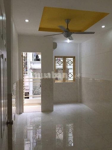 Cho thuê nhà hẻm 4m Trần Bình Trọng P.1 Quận 5 giá 12 triệu – 27m2