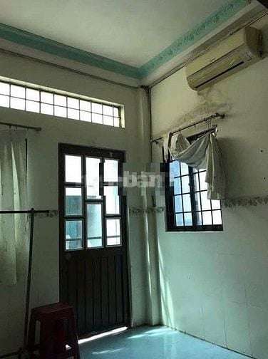 Cho thuê nhà hẻm 2,5m An Dương Vương P.4 Quận 5 giá 6 triệu – 17m2