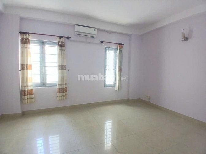 Cho thuê nhà nguyên căn đường Nguyễn Duy Trinh Quận 2 (100m2) 18 tr/m2