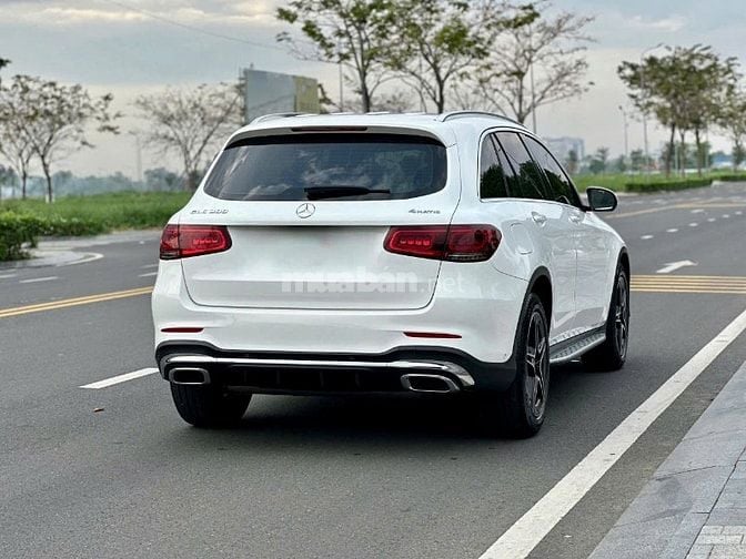 🅰️ Mercedes Benz GLC300 4Matic▪️[ Date 2022 Model 2023 / 23.000km ]