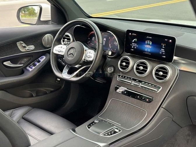 🅰️ Mercedes Benz GLC300 4Matic▪️[ Date 2022 Model 2023 / 23.000km ]