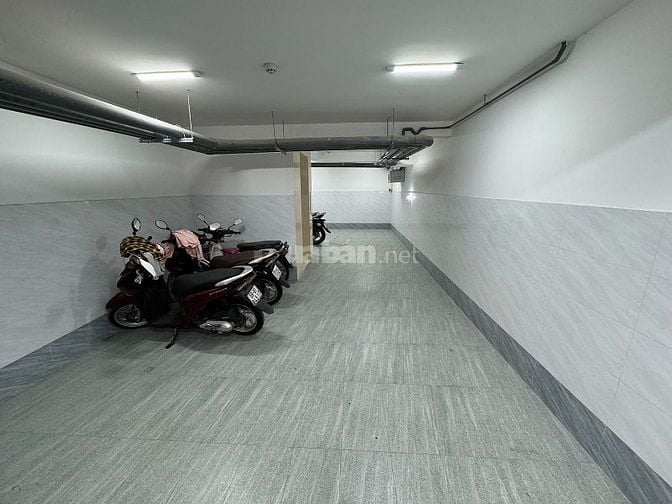 Hầm,4Lầu,ST,thang máy (4,75x17=80,75m2)full nthất nội bộ 12m 3 tháng 2