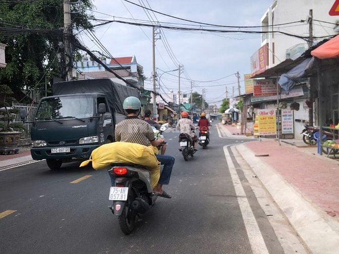 Bán đất Mặt Tiền đường Trung Chánh 10, xã Trung Chánh, Hóc Môn.