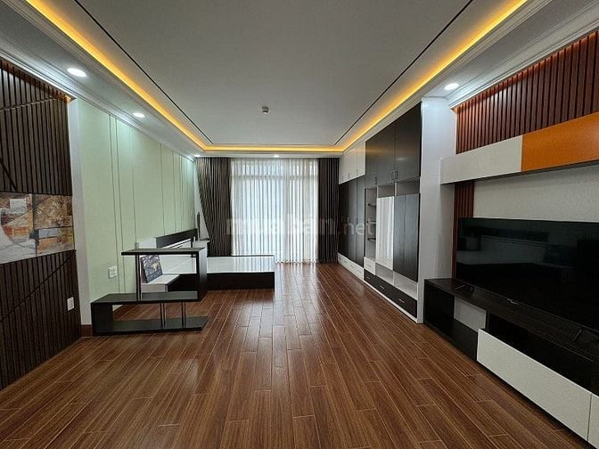 Hầm,4Lầu,ST,thang máy (4,75x17=80,75m2)full nthất nội bộ 12m 3 tháng 2