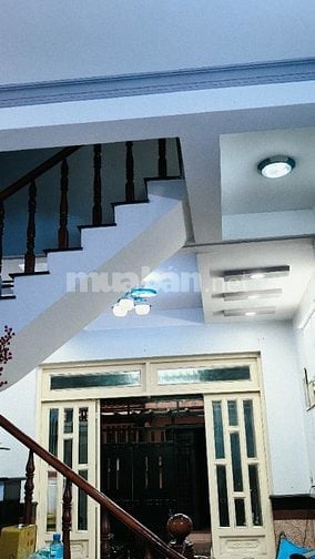 Chính chủ gửi bán gấp nhà đẹp đường thông 4*12 trệt lầu giá 3ty650