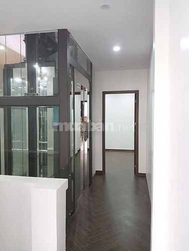 Bán nhà Hoàng Văn Thụ, Hoàng Mai, 65m2, 5 tầng, thang máy, full nội th