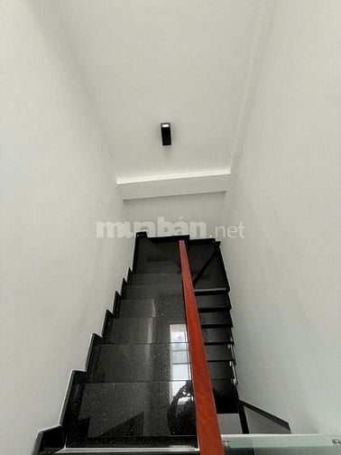 NHÀ HXH HOÀNG VĂN THỤ, PHÚ NHUẬN – 40M2, 3 TẦNG, 4PN/4WC – GIÁ TỐT 7.X