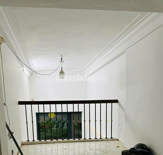 PHỐ MINH KHAI QUẬN HAI BÀ TRƯNG NHÀ PHÂN LÔ 42M2 9.5 TỶ 