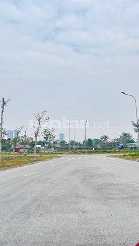 Bán đất nền dự án cạnh TTTM Vincom TP Bắc Giang giá hơn 2tỷ sổ đỏ 